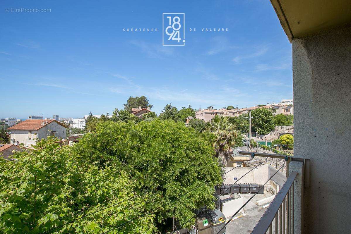 Appartement à MARSEILLE-14E