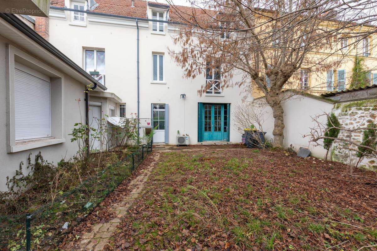 Maison à MEULAN