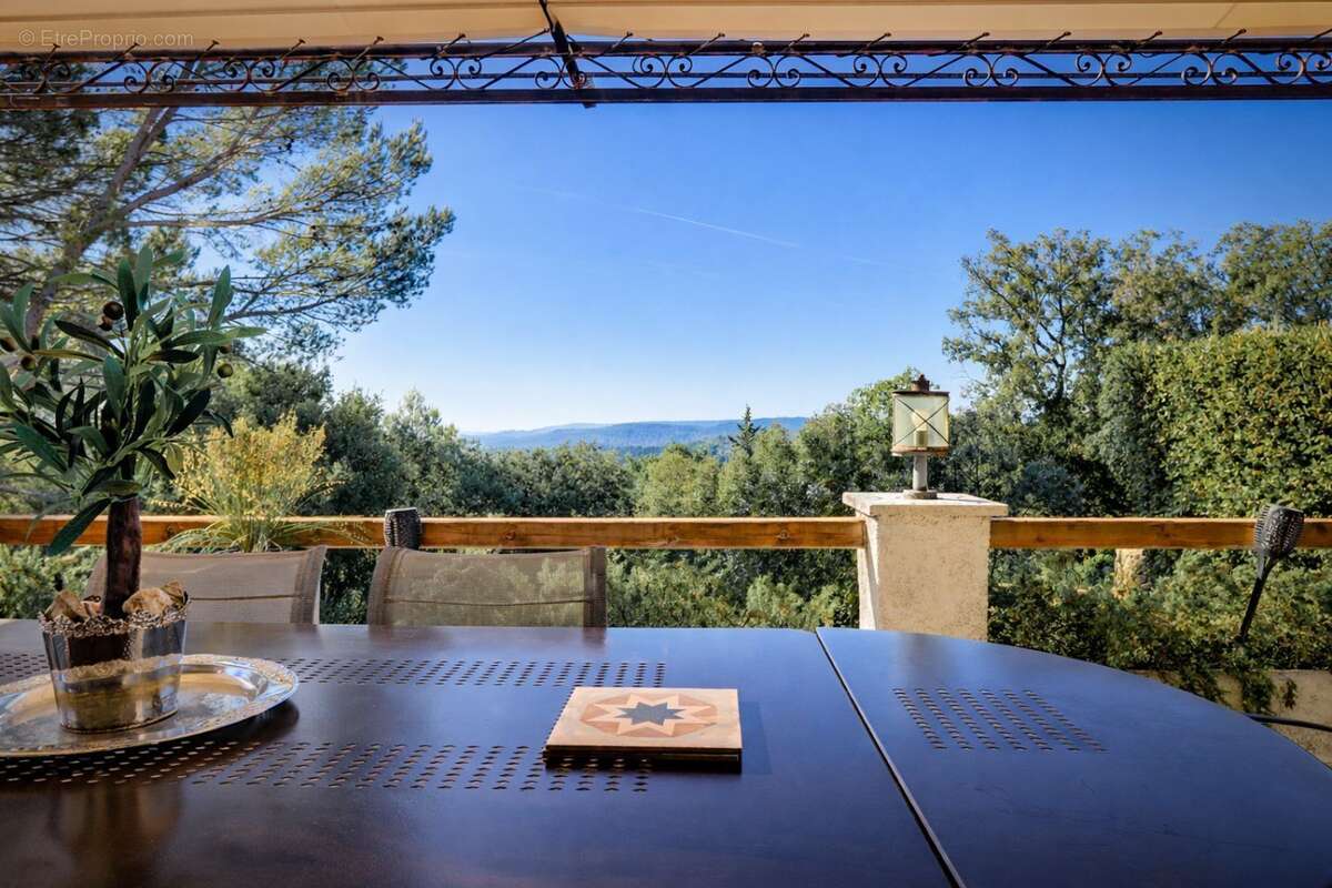 Maison 175 m² à Flayosc  - photo 3
