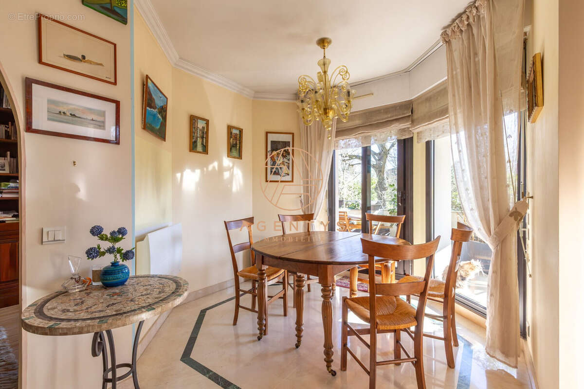 Appartement à LE PERREUX-SUR-MARNE