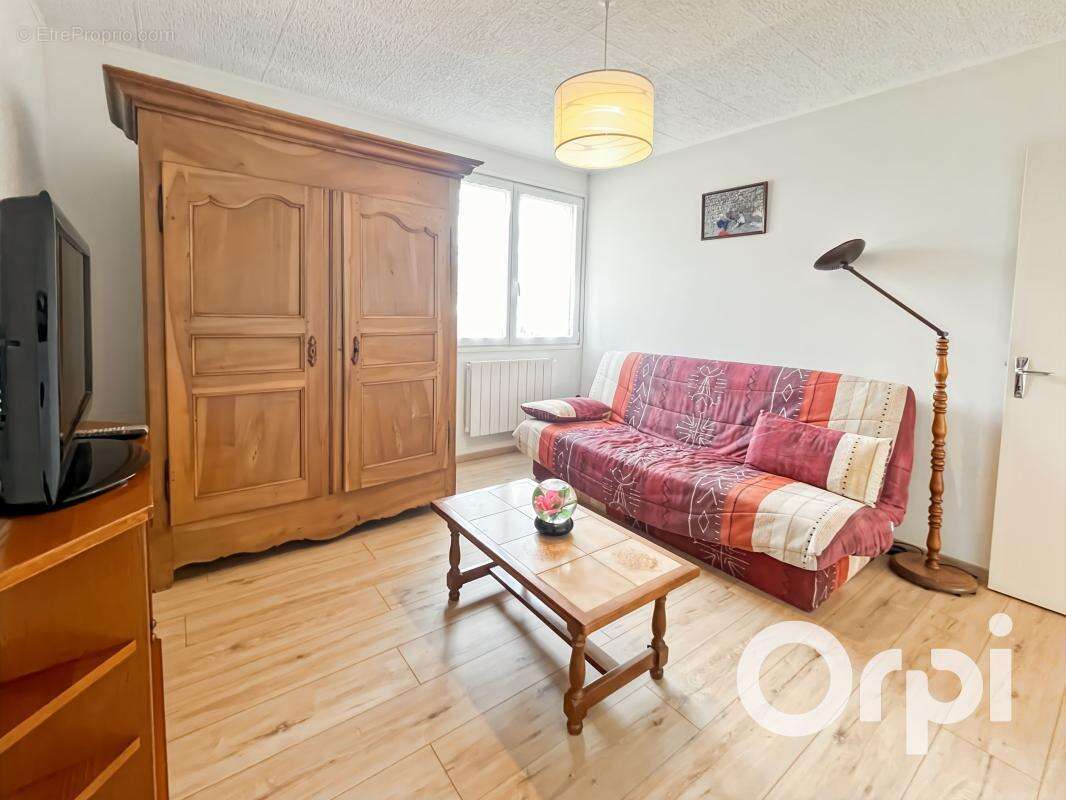 Appartement à LIVRON-SUR-DROME