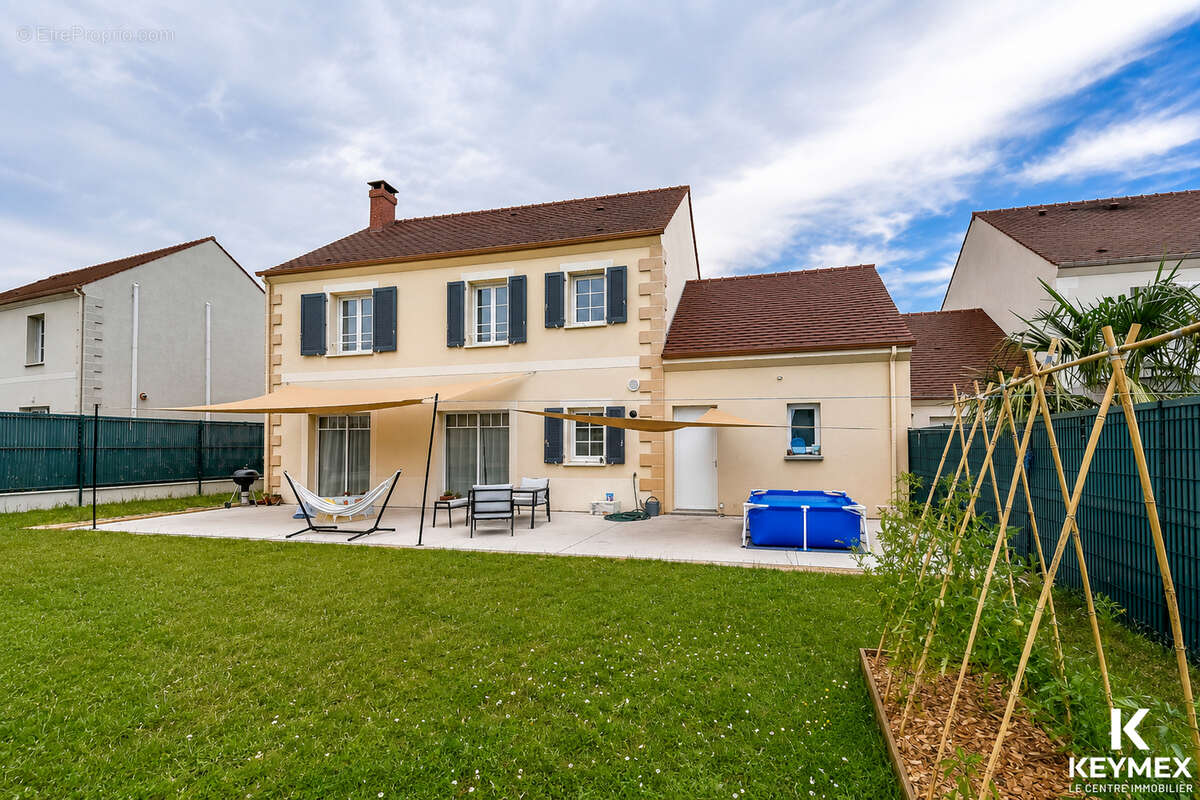 Maison à LE MESNIL-EN-THELLE