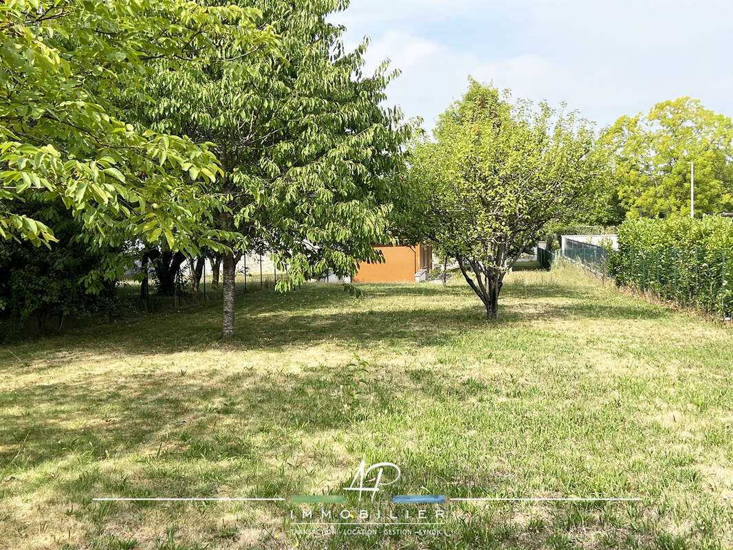 Terrain à BEIRE-LE-CHATEL