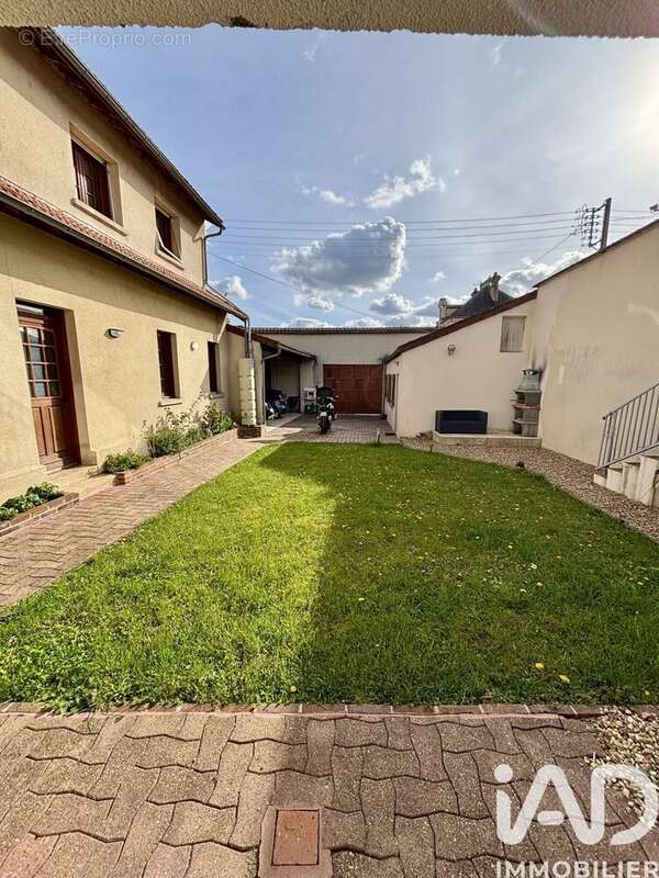 Photo 4 - Maison à JOIGNY