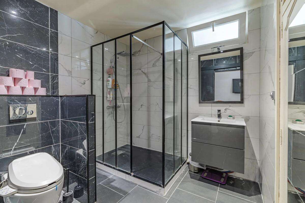 Appartement à MONTROUGE