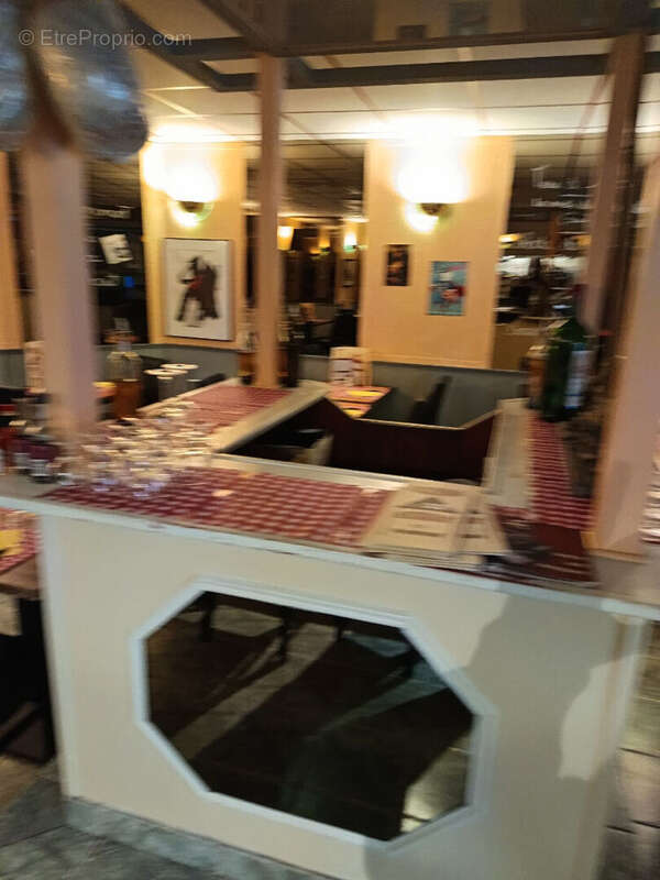 Commerce à LAMBALLE