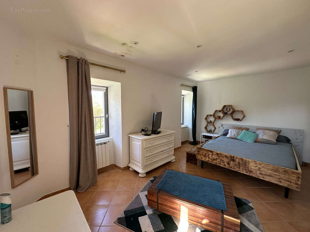 Maison à SAINT-HIPPOLYTE-DU-FORT