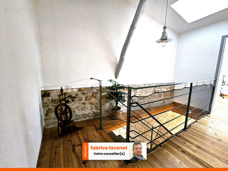 Appartement à GOND-PONTOUVRE