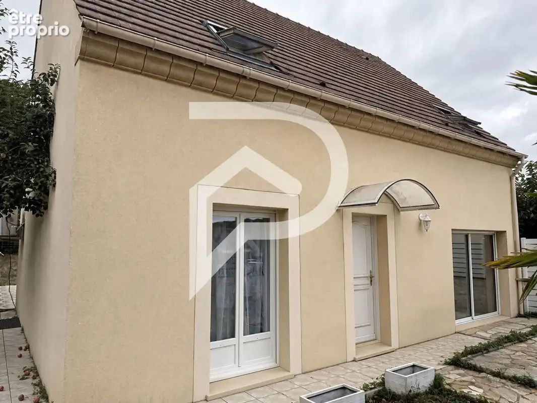 Maison à MERU