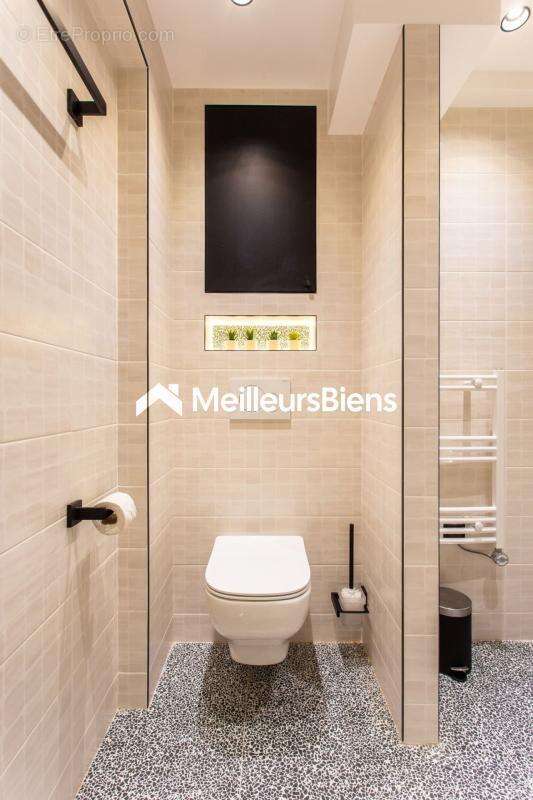 Commerce à PARIS-10E