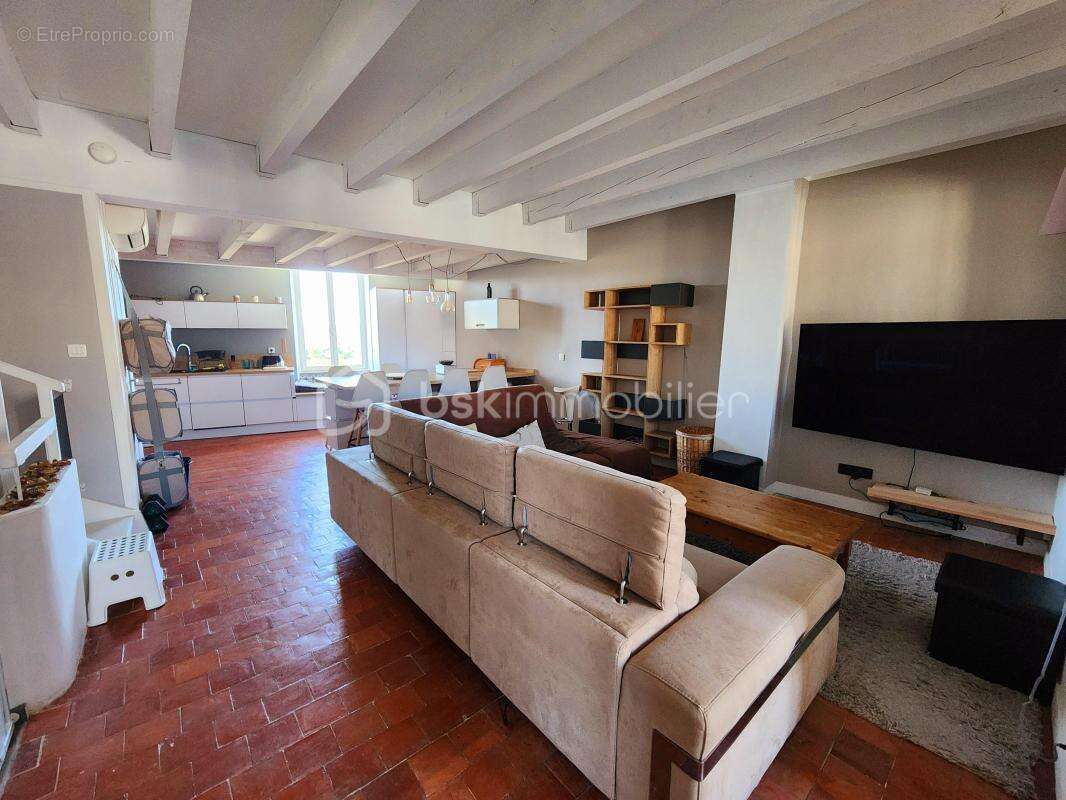 Appartement à CADENET