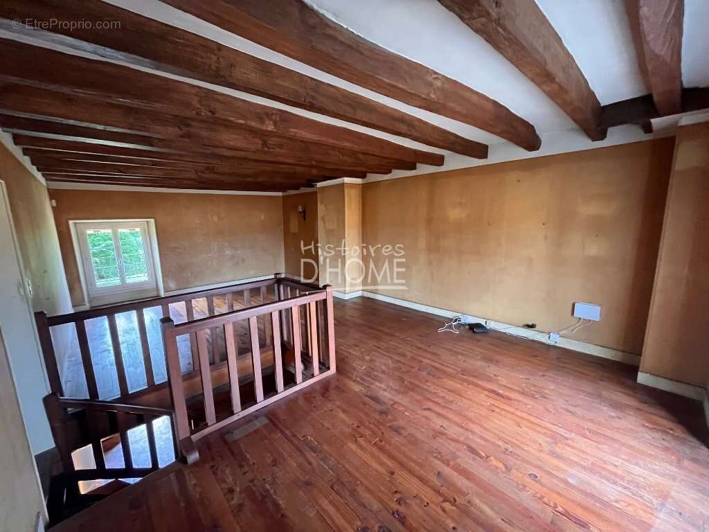 Belle propriete avec 1 annexe et 2 garages sur touquin - photo 10