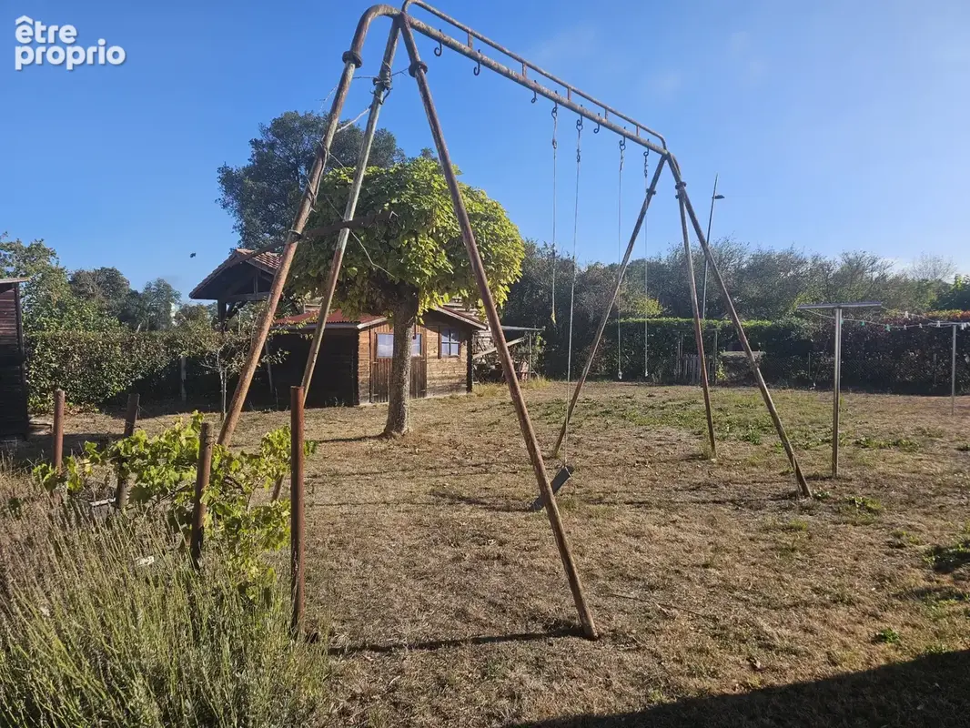 Sur la commune de Bias à 7km de la plage - photo 3