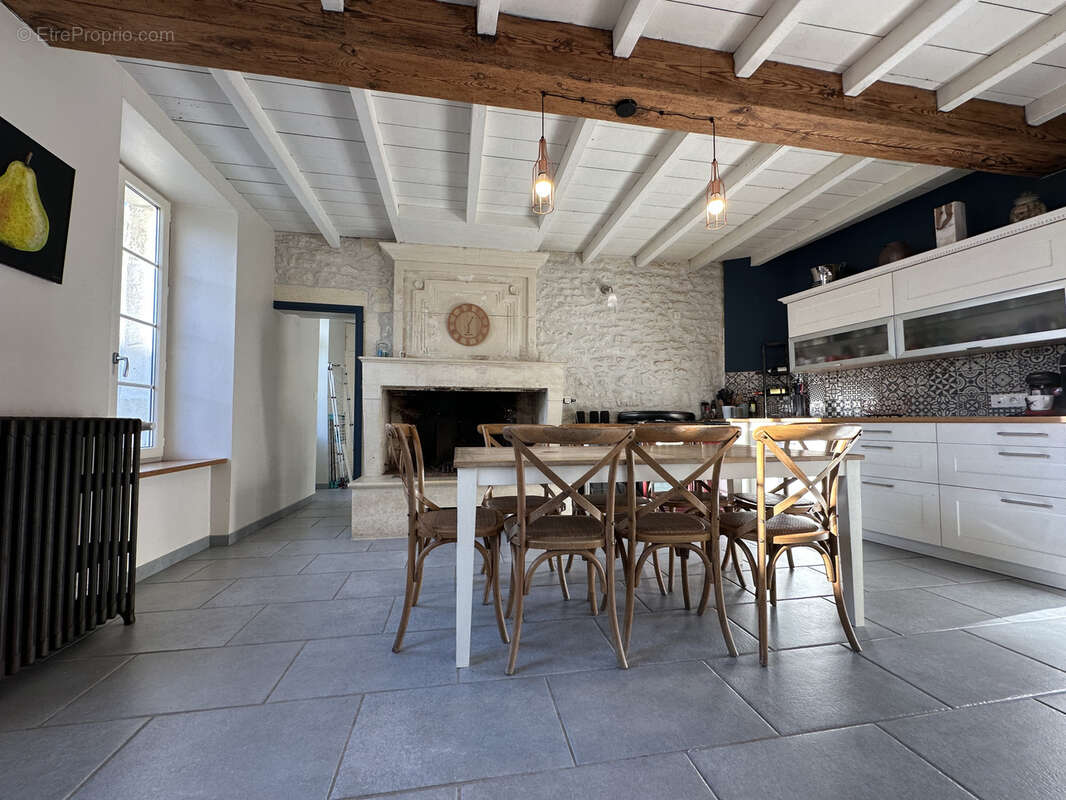 Maison à LOUZAC-SAINT-ANDRE