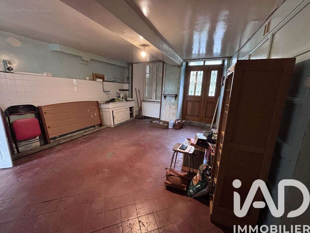 Photo 9 - Maison à AMBRIERES-LES-VALLEES