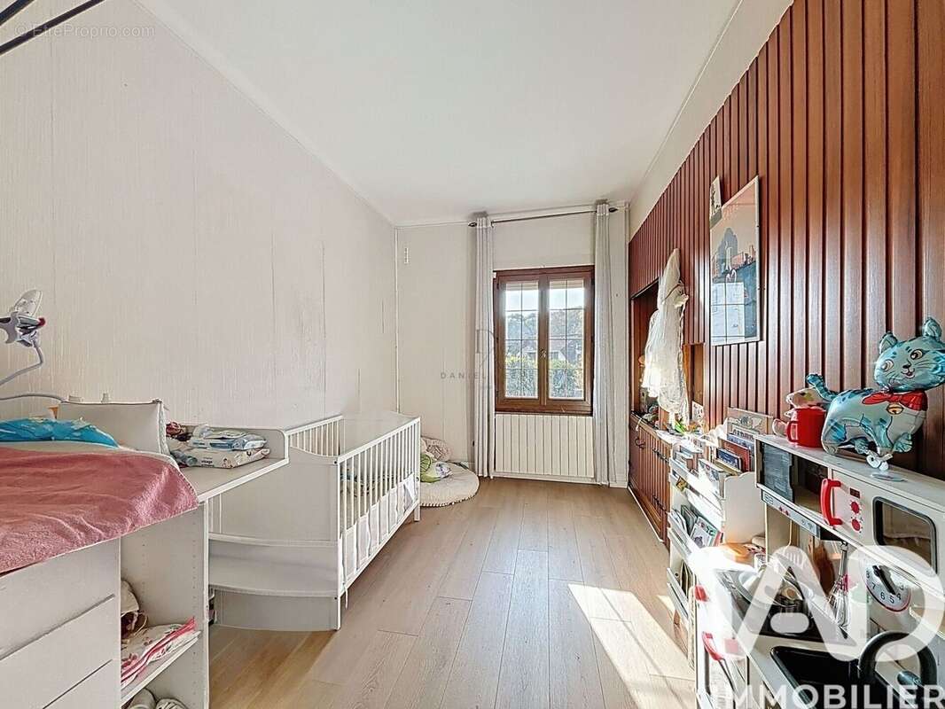 Photo 7 - Maison à LE PLESSIS-ROBINSON