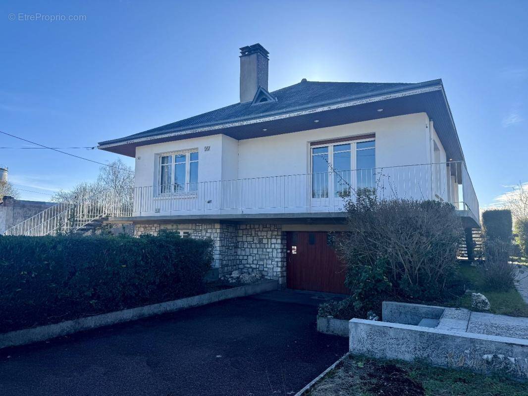 Maison à LAMOTTE-BEUVRON