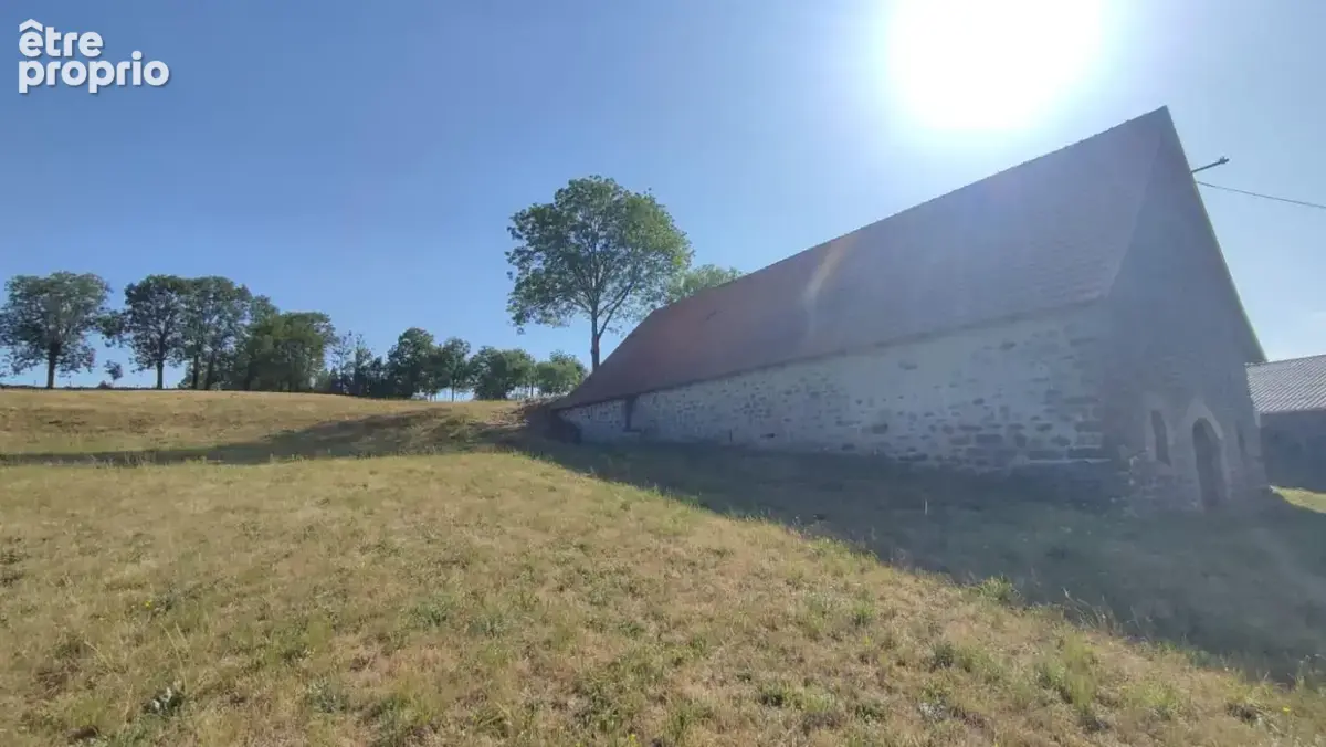 Grange avec beau terrain attenant et vue dégagée, 15400 Trizac - photo 7