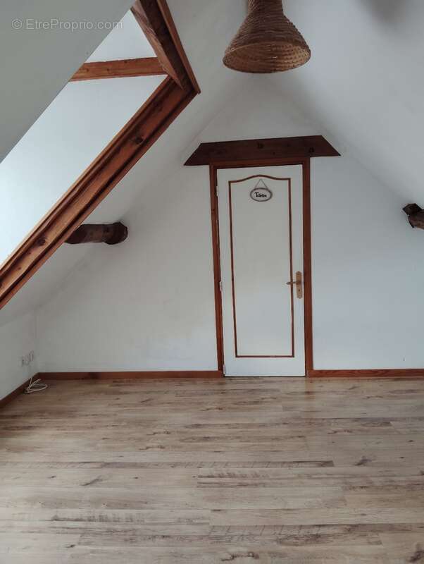 Maison à ILLIERS-L&#039;EVEQUE