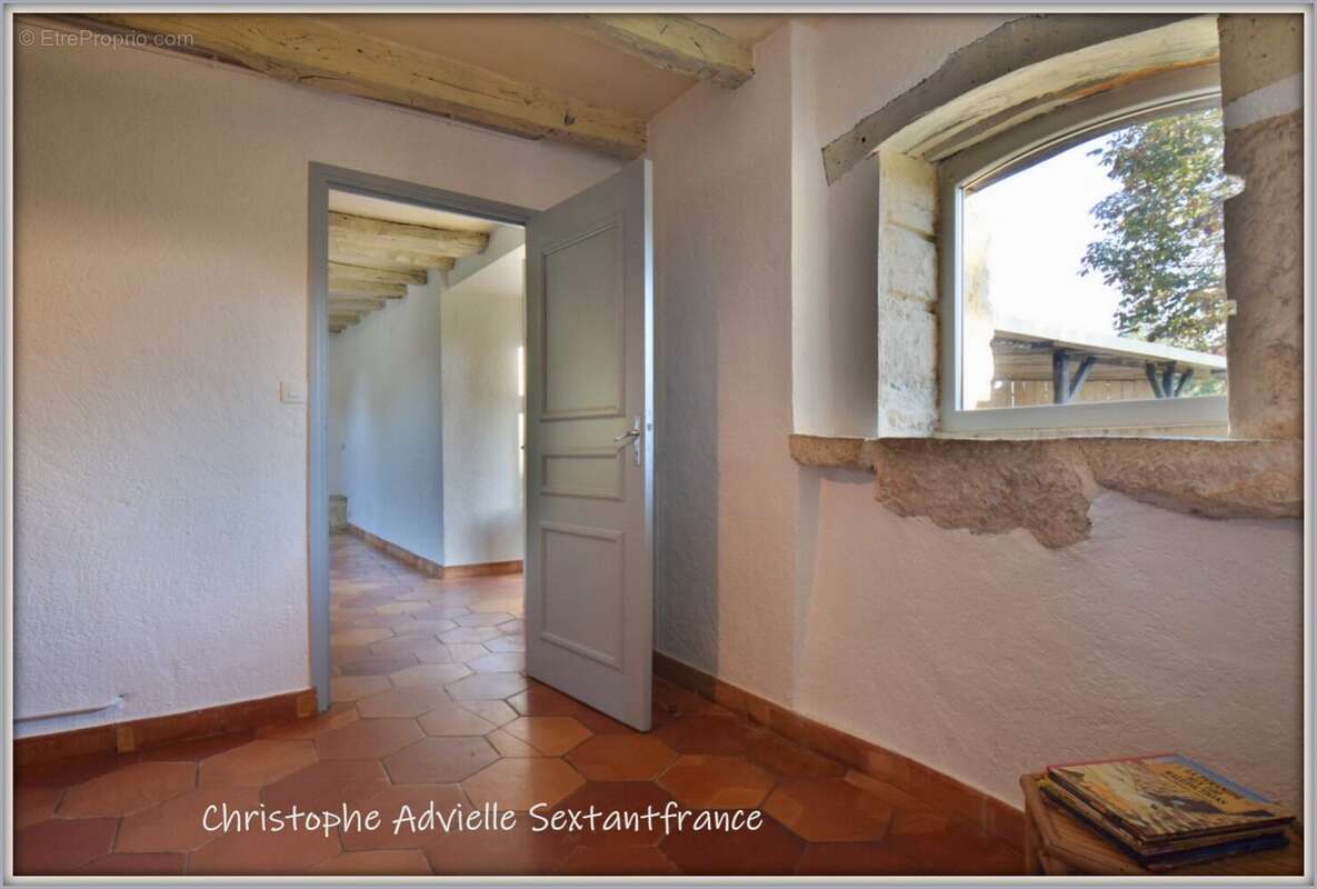 Périgourdine en pierres, rénovée, 3 chambres et un bureau sur terrain de 1820 M2 environ - photo 18