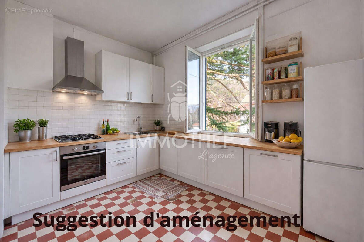 Maison 130 m² à Corenc  - photo 2