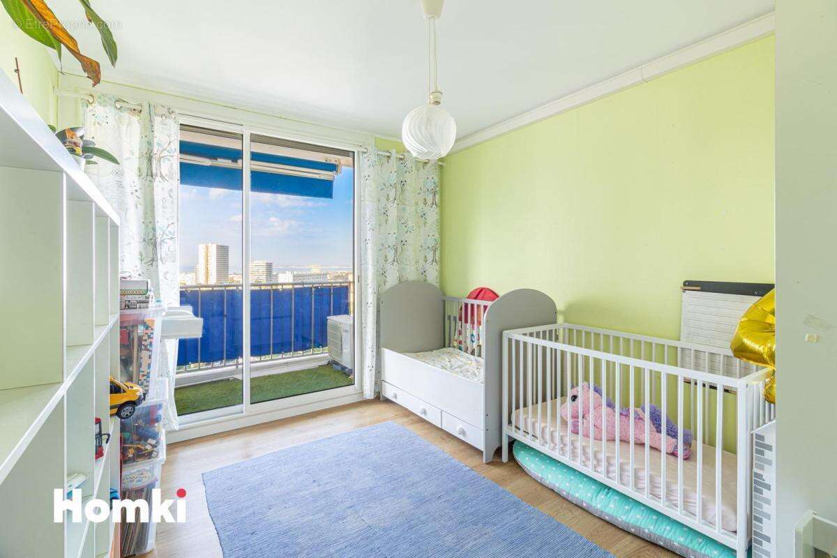 Appartement à MARSEILLE-9E