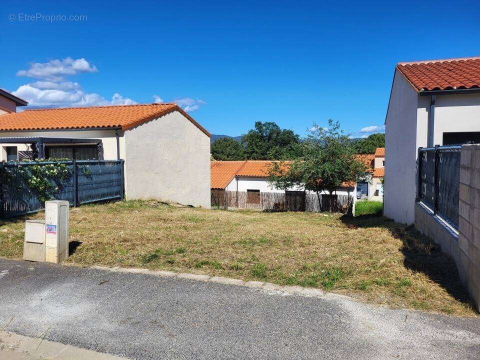 Terrain à CORBERE