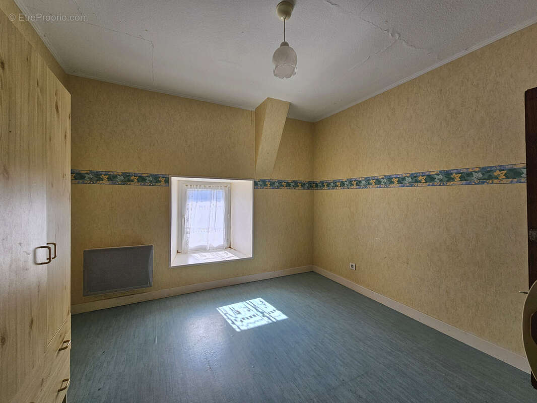 Maison à BOURG-LASTIC