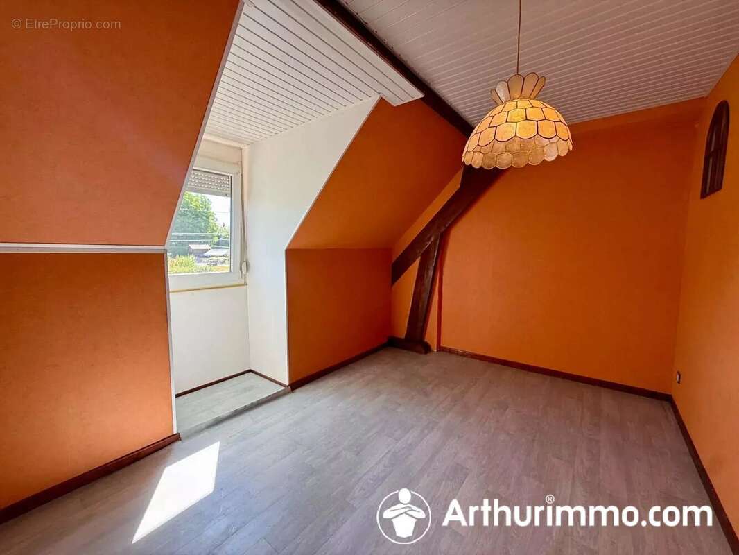 Maison 122 m² à Dampierre-Les-Bois  - photo 9