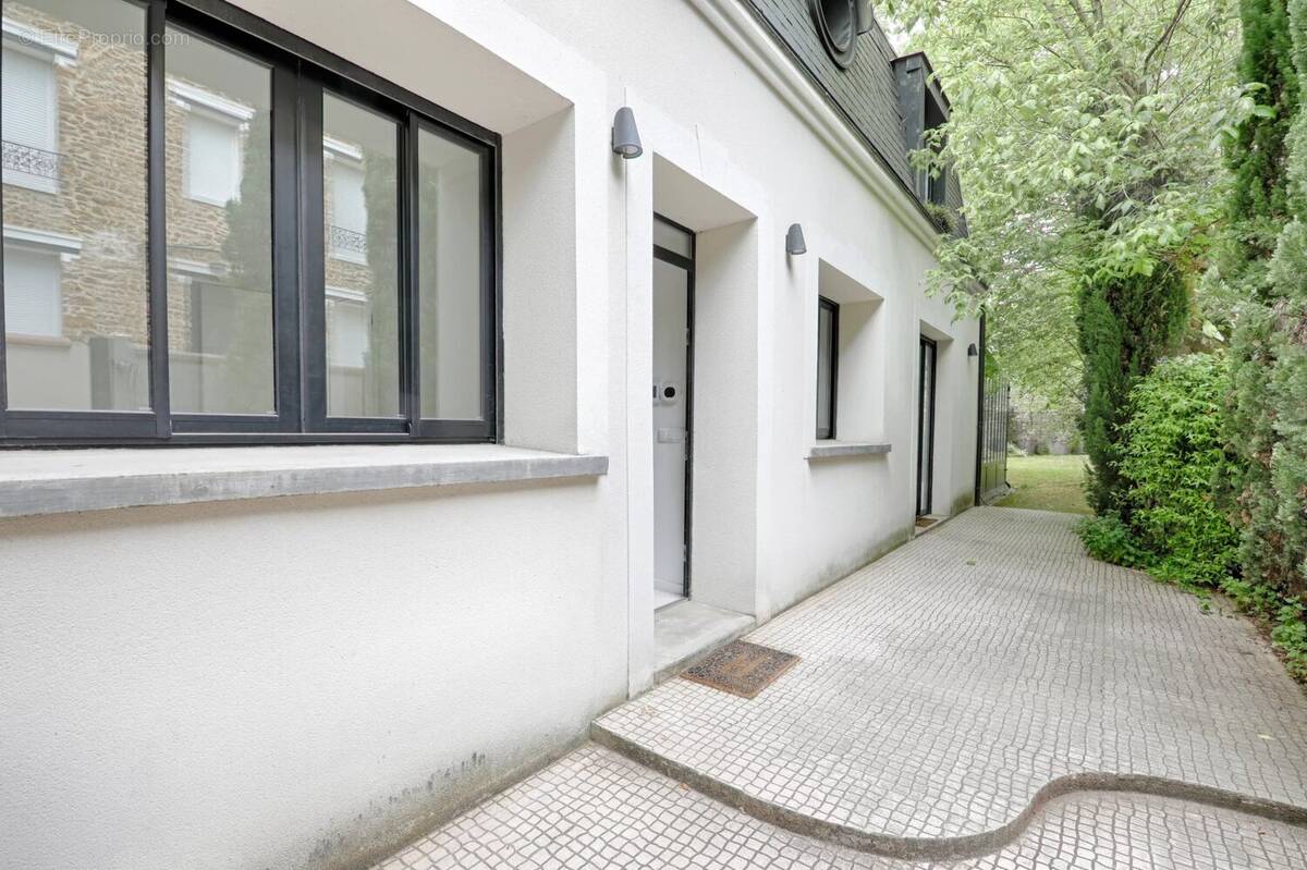 Maison à SAINT-MAUR-DES-FOSSES