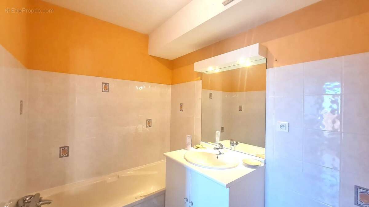 Echirolles- Appartement T4 de 93m2 au dernier étage - photo 8