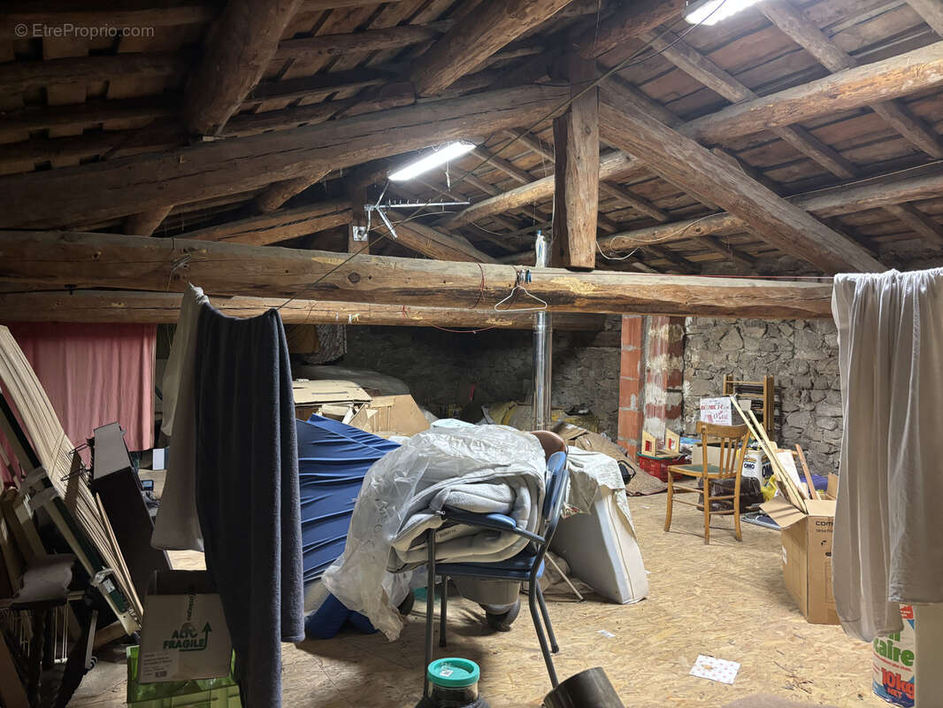 Ancienne école de village avec terrasse   Saint-Romain-d'Ay - photo 15
