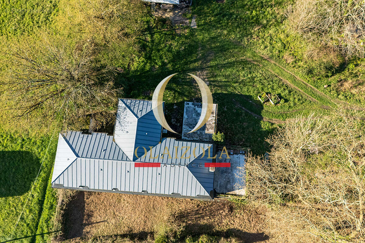 Appartement à LABATUT