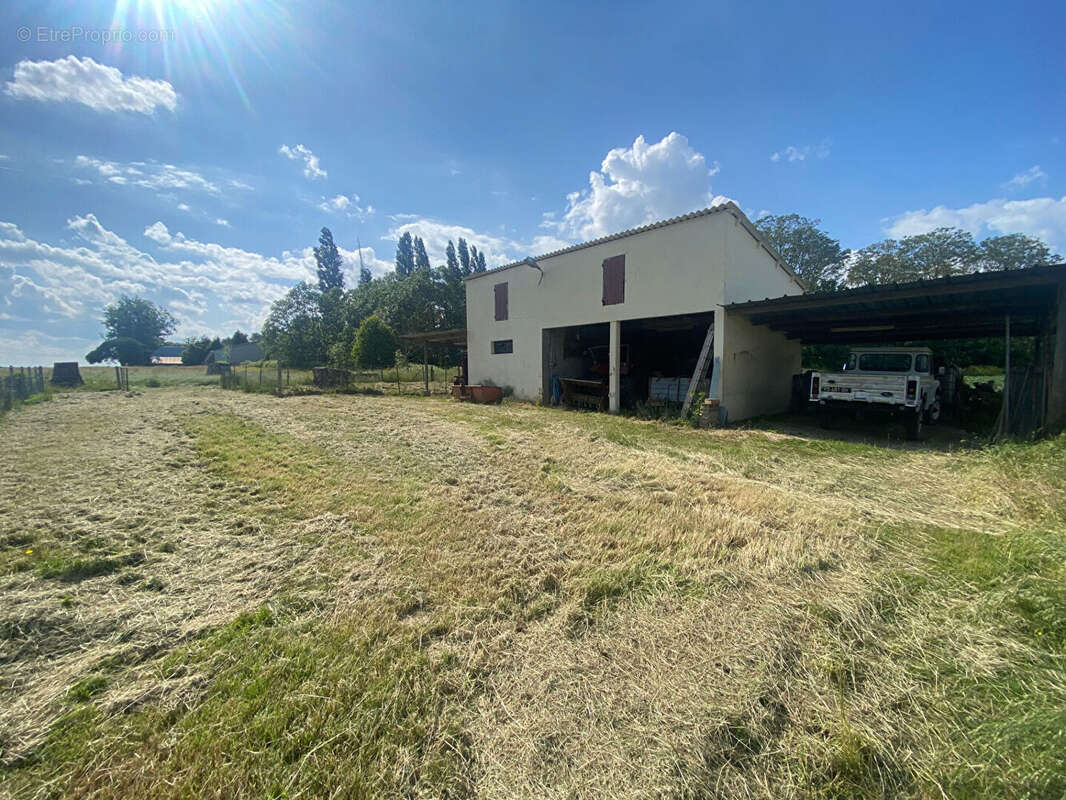 Maison à LE GROS-THEIL