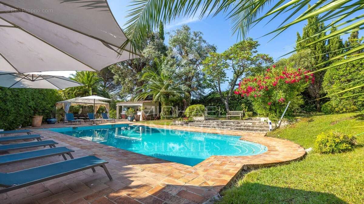 Proche Cannes - Villa Belle époque - Vue mer - Mandelieu la Napoule. - photo 4
