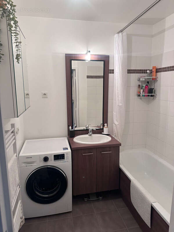 Appartement à NANTERRE
