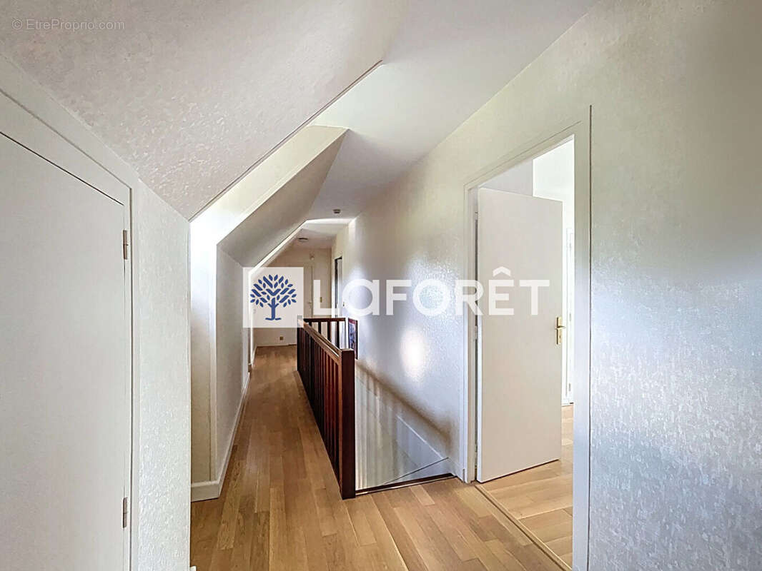 Maison à NOISY-LE-ROI