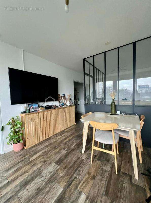 Appartement à ASNIERES-SUR-SEINE