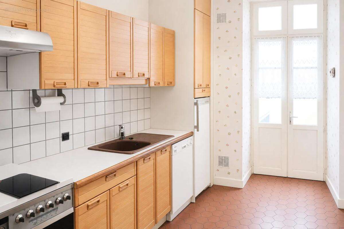 Charmante maison 6 pièces à Thiers - photo 2