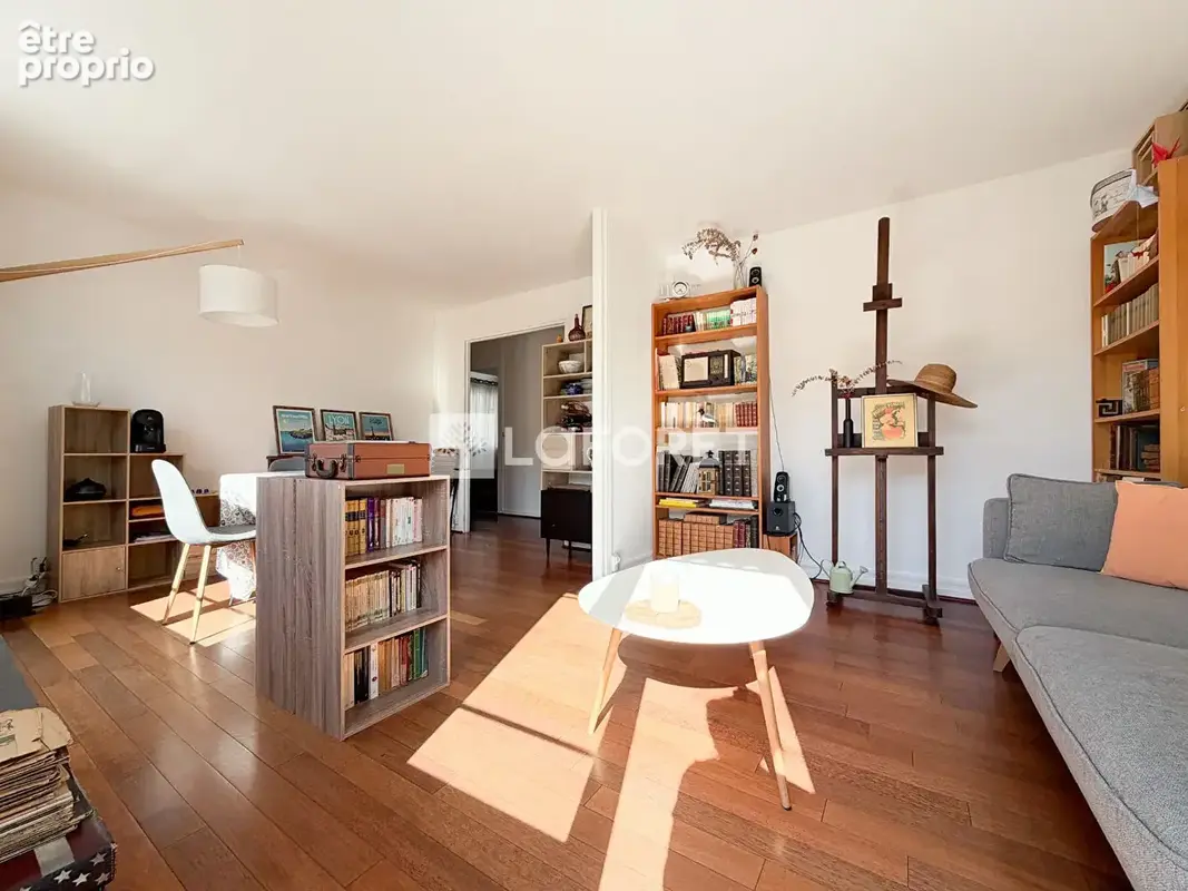 3 pièces de 65m² avec balcon, lumineux et calme - photo 3