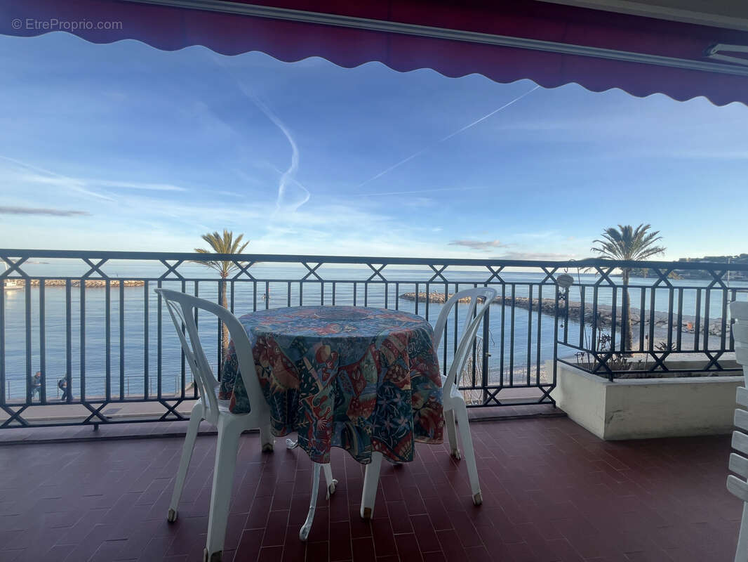 Appartement à ROQUEBRUNE-CAP-MARTIN