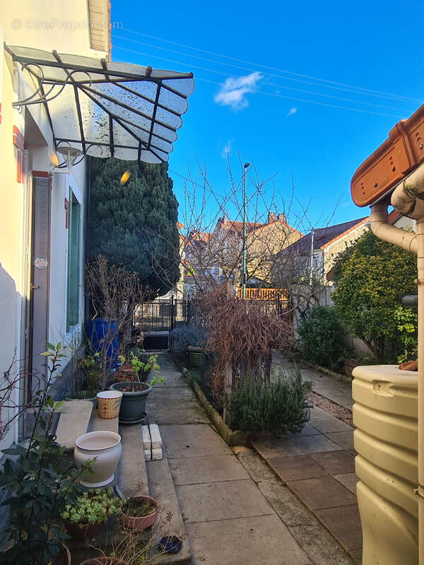 Maison à VAIRES-SUR-MARNE