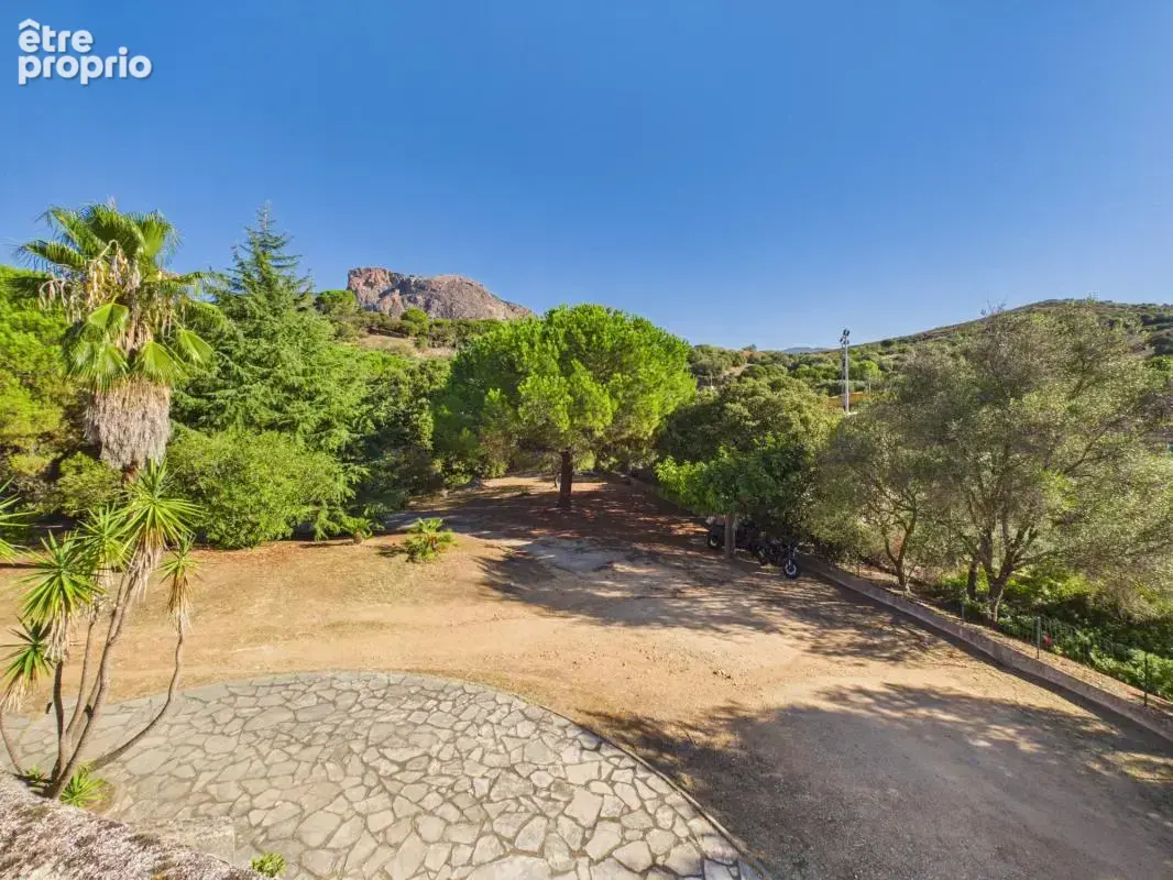 A vendre villa f4/5 avec piscine a afa - photo 14