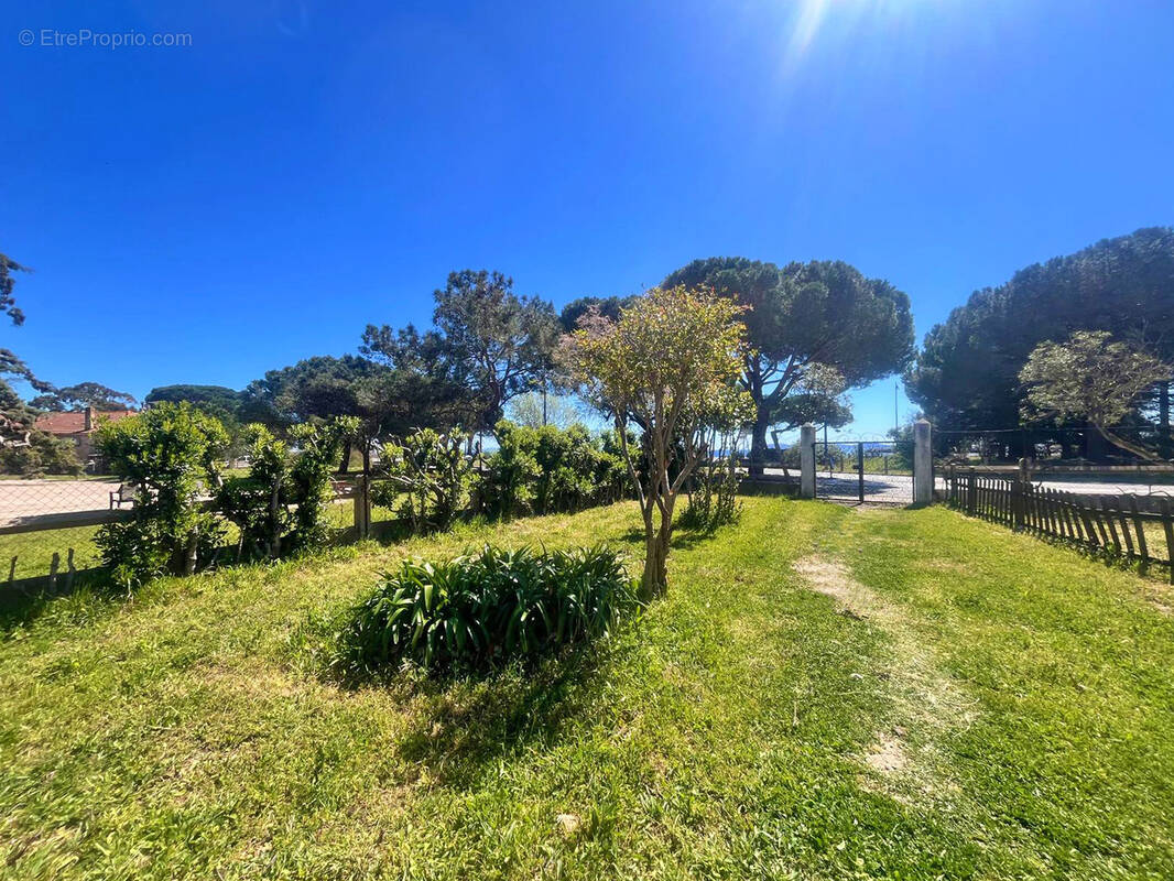 Appartement à HYERES