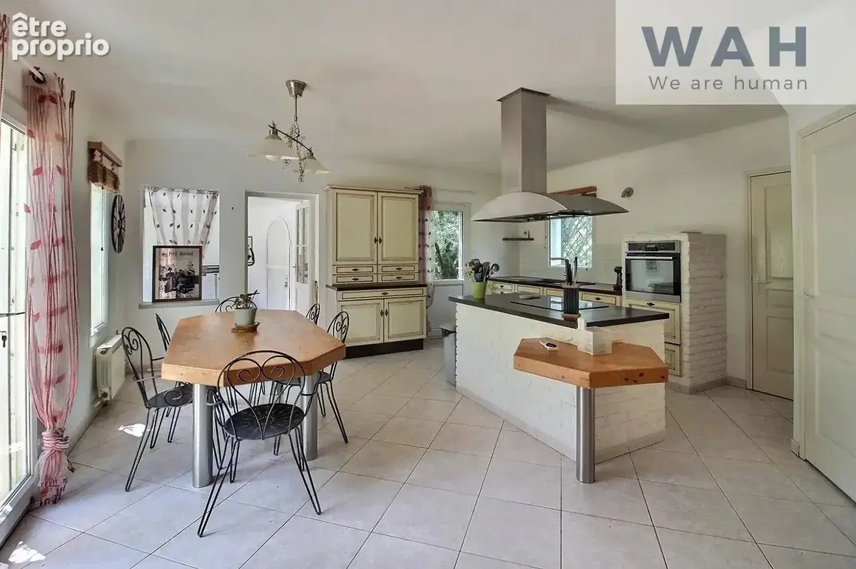 Vente villa 6 pieces, 5 chambres + garage et piscine viols - - photo 6