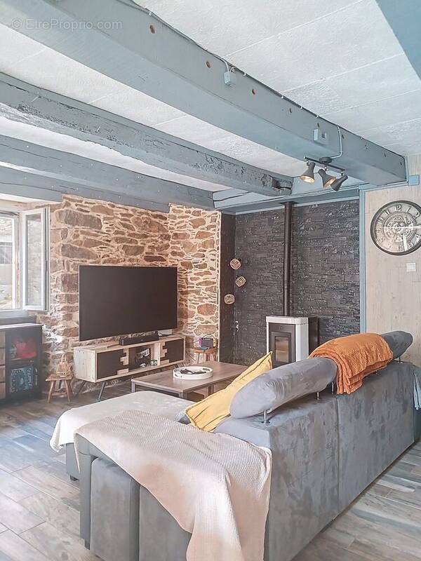 Photo 1 - Maison à RAYSSAC