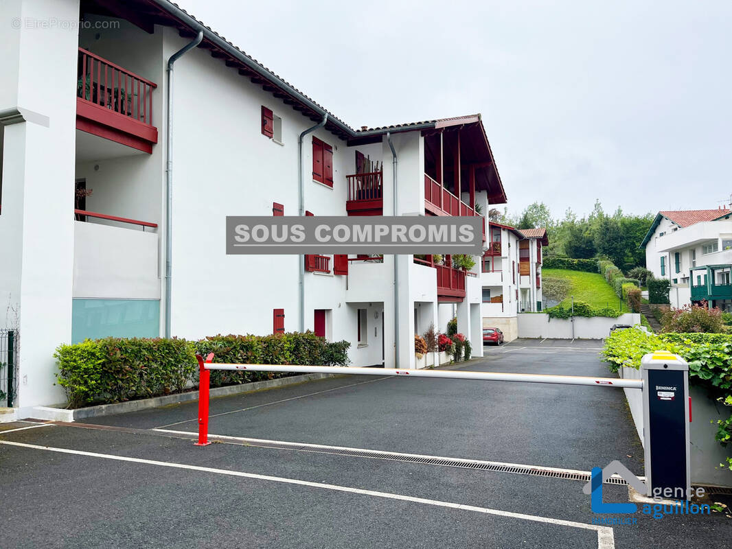 Parking à HENDAYE