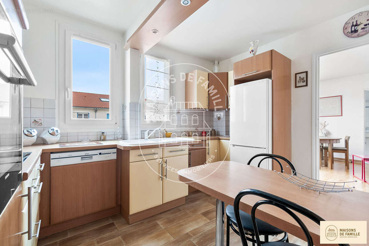 Appartement à RUEIL-MALMAISON