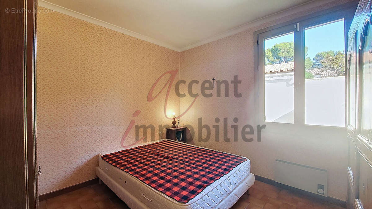 Maison à CHATEAURENARD