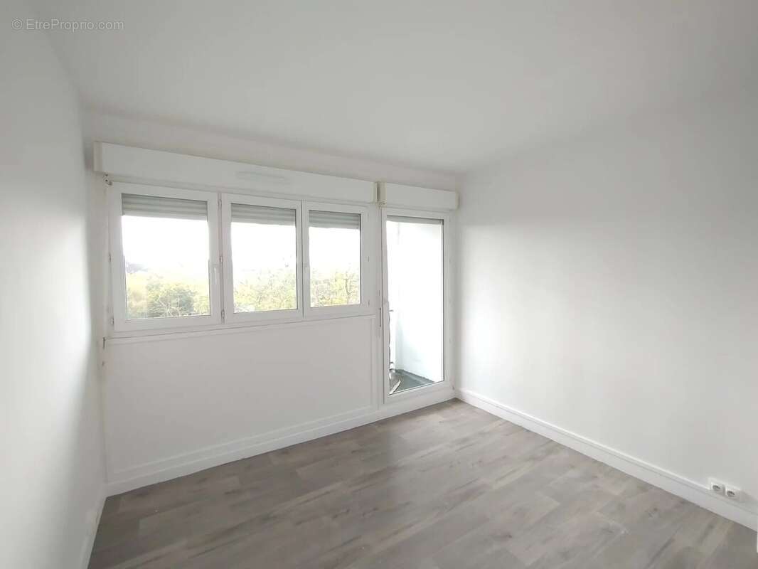 Appartement à AUBERGENVILLE